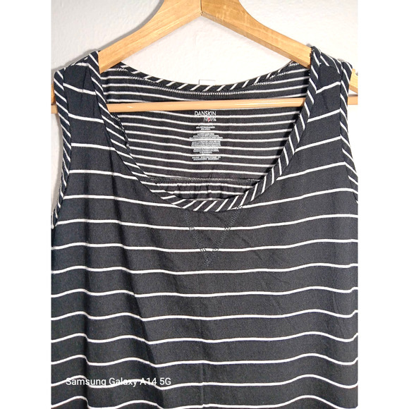 Danskin Now Athletic Sports Stripped Sleeveless Black Plus Siz 2X/18W Top Blouse - Picture 3 of 8
